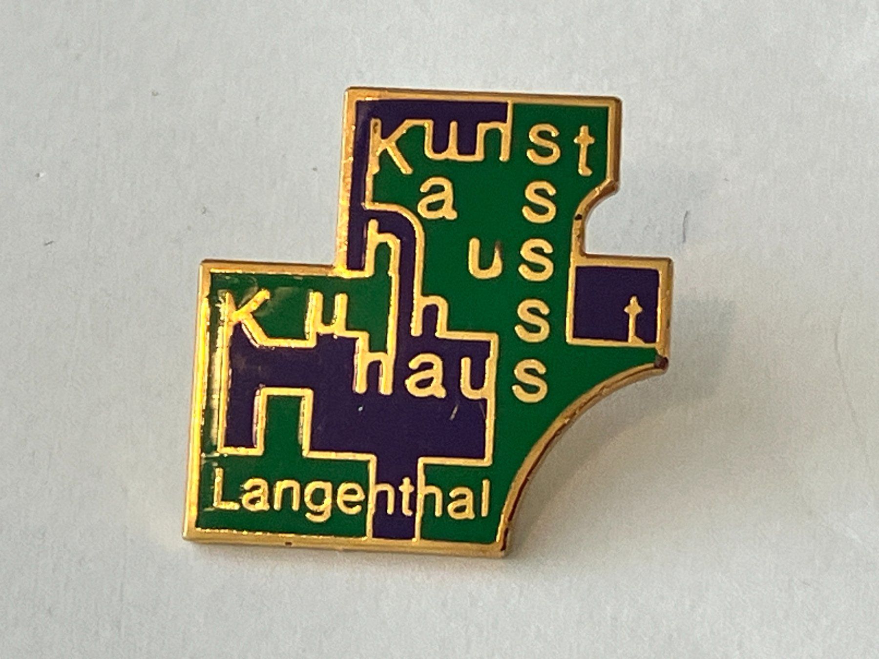 Placchette & Badge: 1 Pin Kunsthaus Langenthal – Usato da Basel venduto da djwwpp