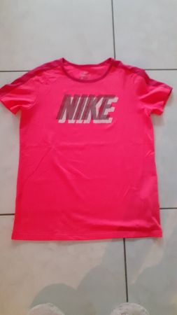 wie neu: Sportshirt Nike Dri-Fit Gr. L (für Kinder) DRI-FIT