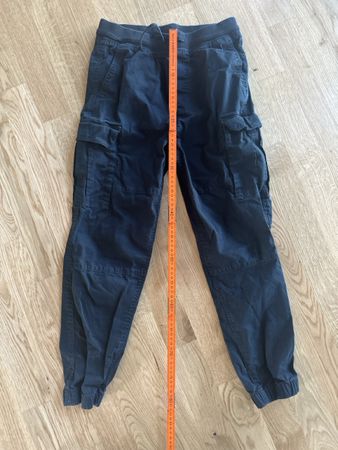 H&M Cargo Hose schwarz Grösse 152 guter Zustand