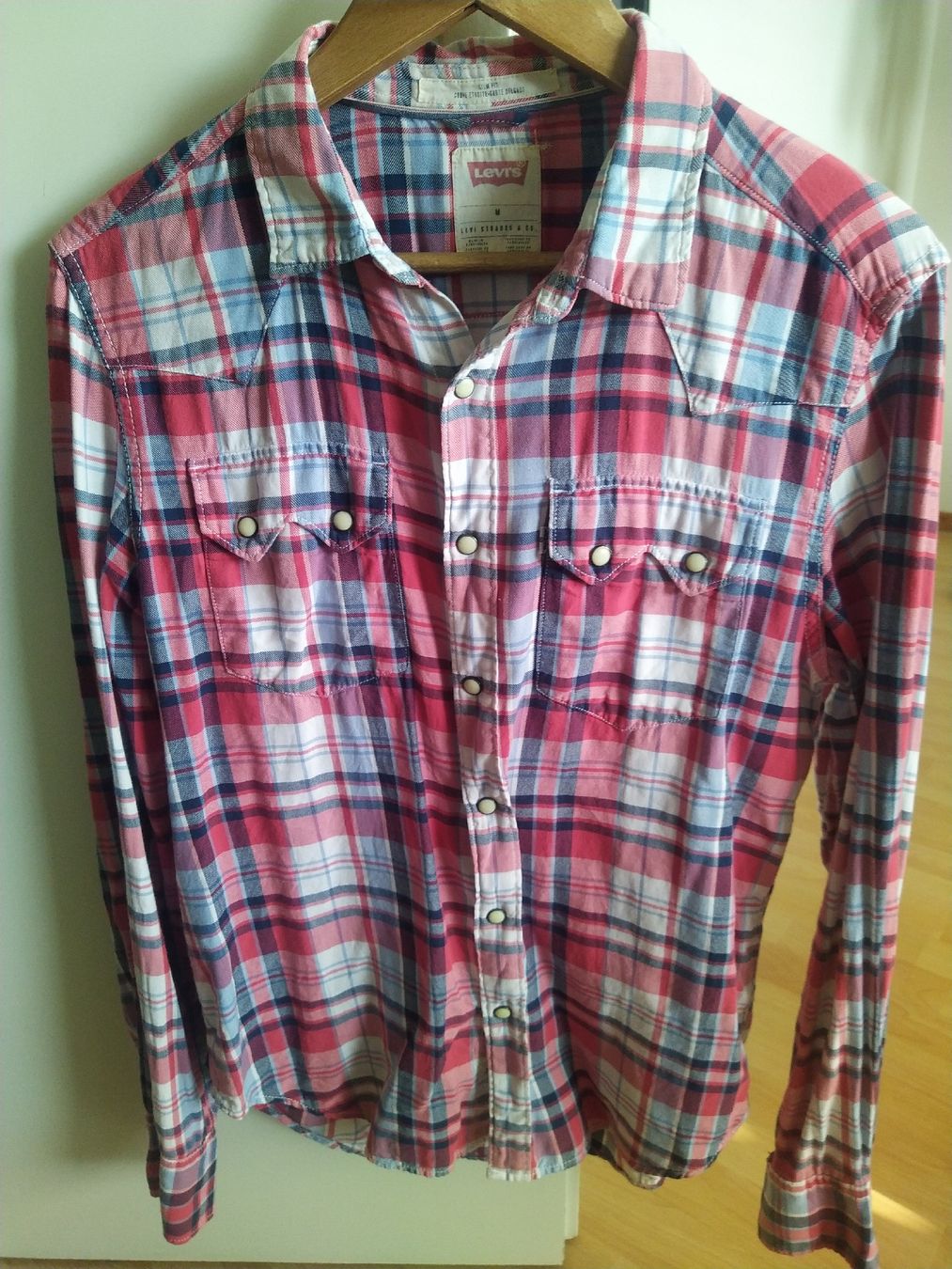 Levi's Camicie: Levi's karriertes Hemd M – Usato da Givisiez venduto da Zedd18