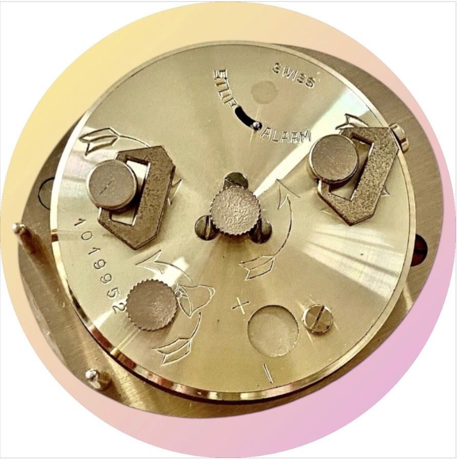 Looping Sveglie: Looping 8 Day Swiss Alarm Clock – Usato da lyss venduto da Uhrenparadies 2