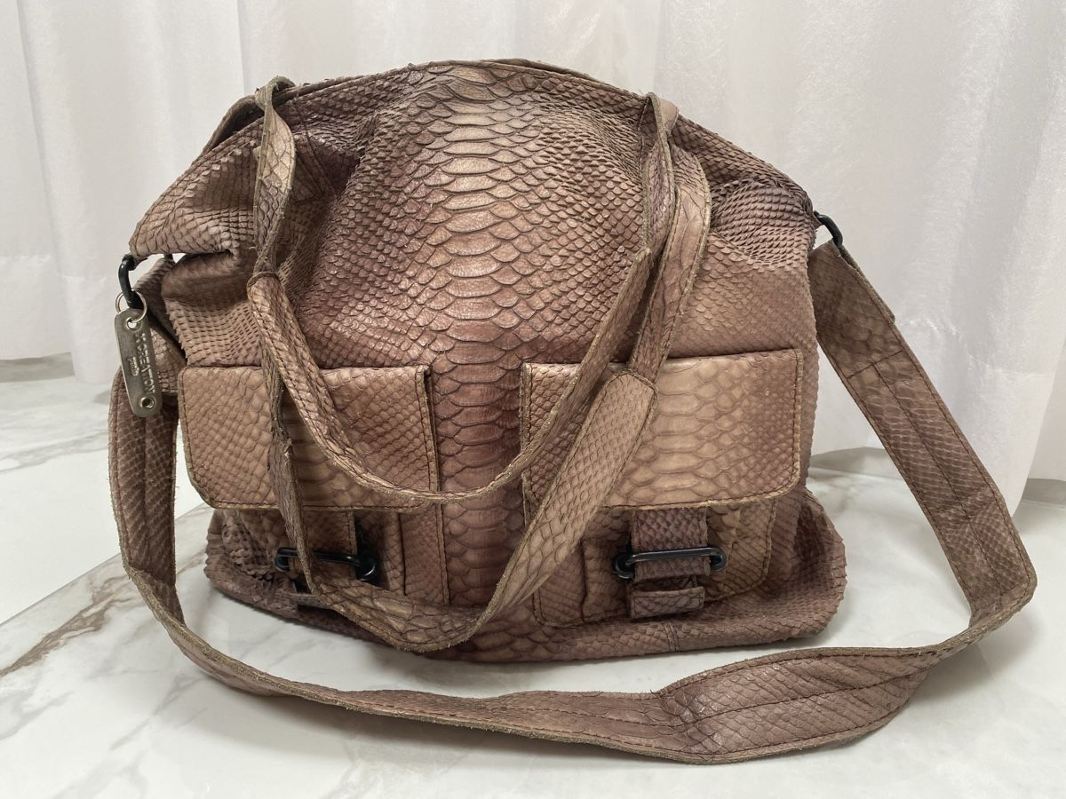 Borse da donna: Schöne Ledertasche von XCreation Paris – Usato da Estavayer-le-Lac venduto da Mimmy02