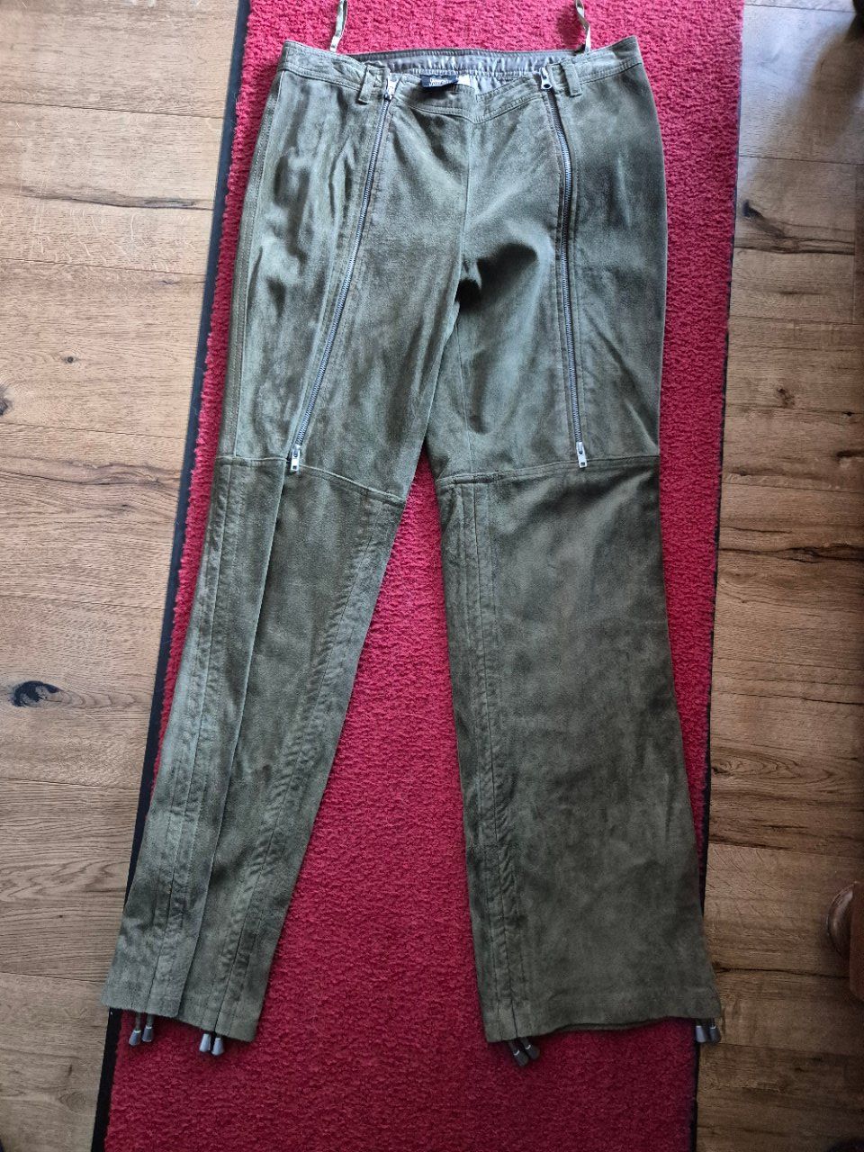 Madeleine Pantaloni: Lederhose von MADELAINE echtes Leder – Nuovo (secondo la descrizione) da Lalden venduto da aneleh58 2