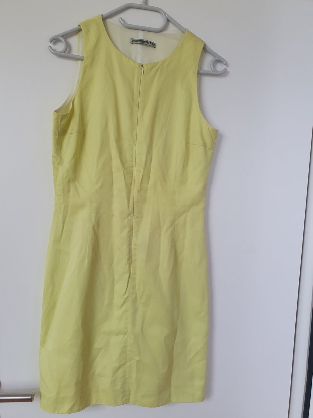 Kleider: Kleid Damen 100% Baumwolle Hellgelb Grösse 36 – Gebraucht aus Kloten von Hektor44