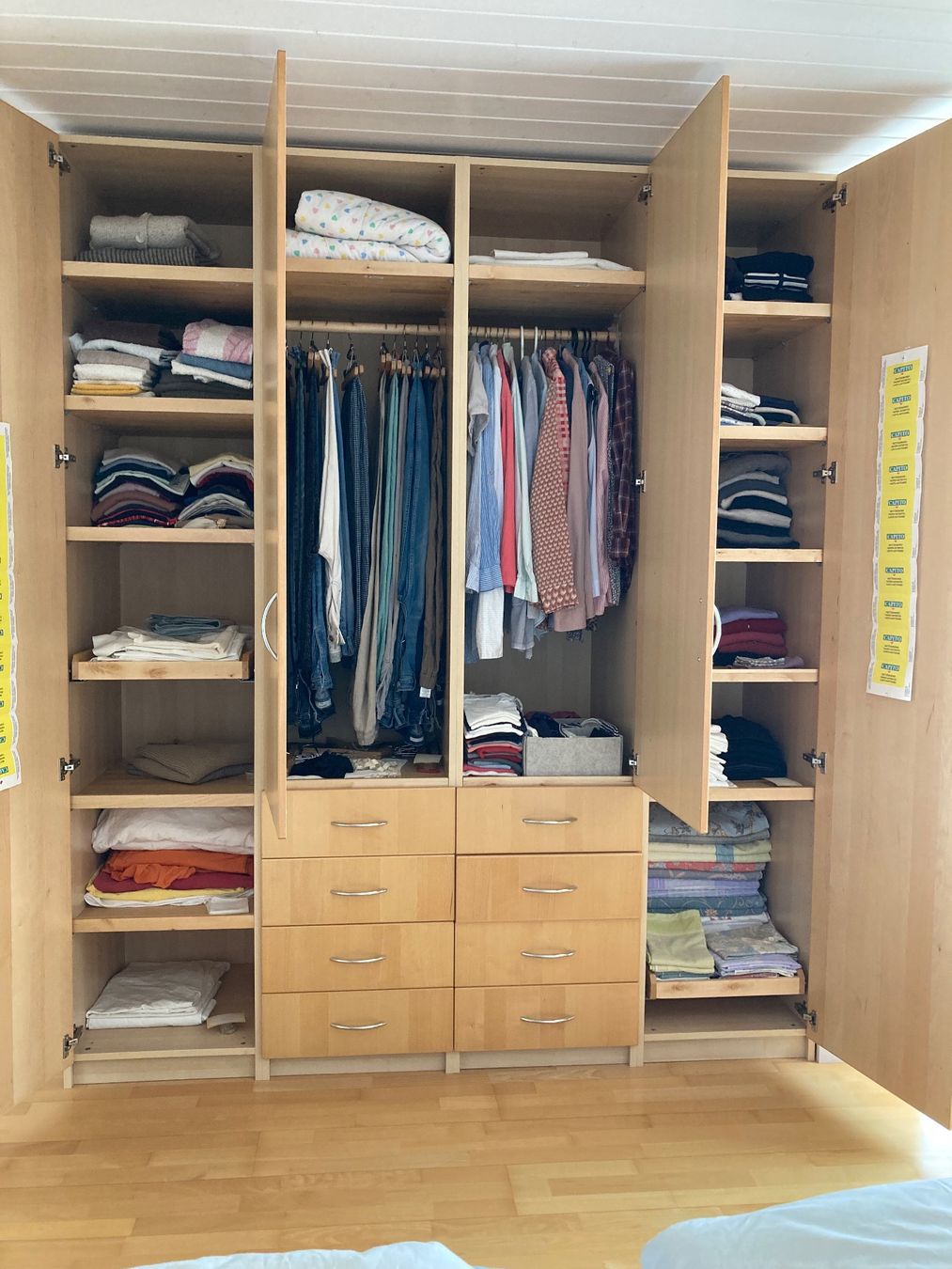 Armadi: Kleiderschrank – Usato da Laufen venduto da Fesanist 1