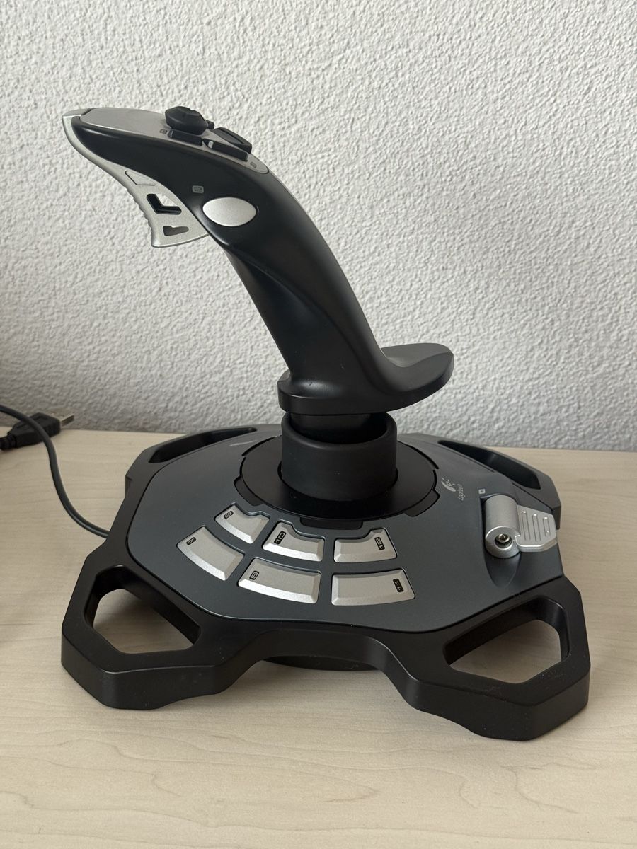 Logitech Controller: Logitech Force 3D Pro Force Feedback Joystick OVP – Gebraucht aus Fehraltorf von Lenal01