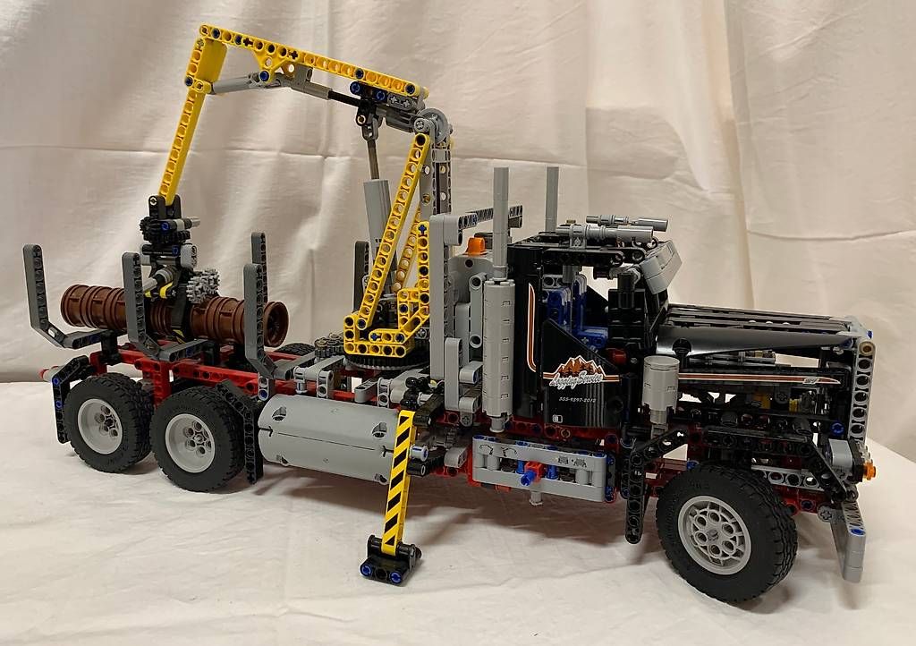 Lego Giocattoli: Lego Technik Holztransporter – Usato da Meikirch venduto da meineangebote 1