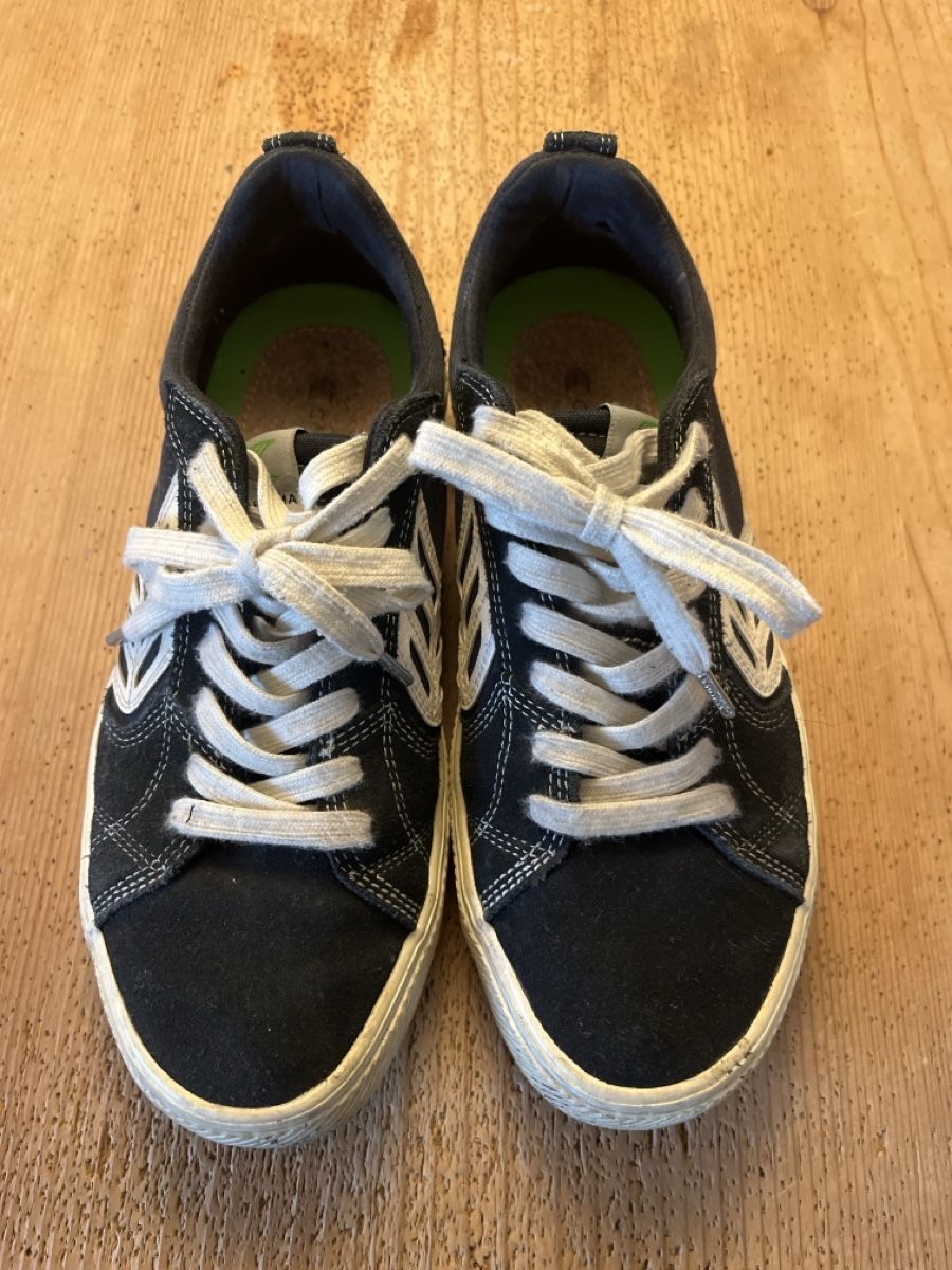Cariuma Scarpe da uomo: Cariuma - Low Pro Gr. 41 – Usato da Unterseen venduto da BiancaNBozo