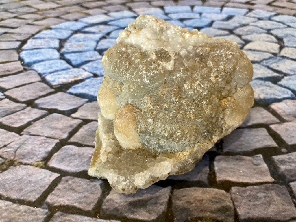 Minerali & Pietre curative: Chalcedon roh – Nuovo (secondo la descrizione) da Biberist venduto da Steine