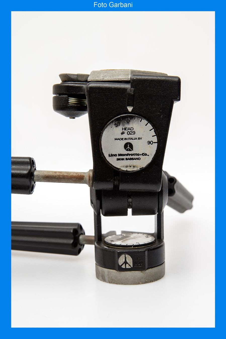 Staffeleien: Manfrotto testa #029 per cavalletto – Gebraucht aus Muralto von FotoGarbani 1