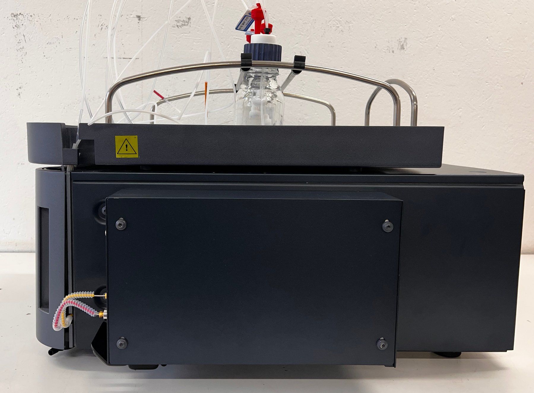 Accessori da laboratorio: Waters Nano Acquity Binary Solvent Manager mit Aufsatz – Usato da Niederdorf venduto da LeptonAG_Labor 2