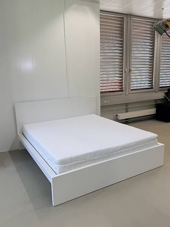 Ikea Betten: Lit malm complet blanc possible transport – Gebraucht aus Biel/Bienne von secondstore 1
