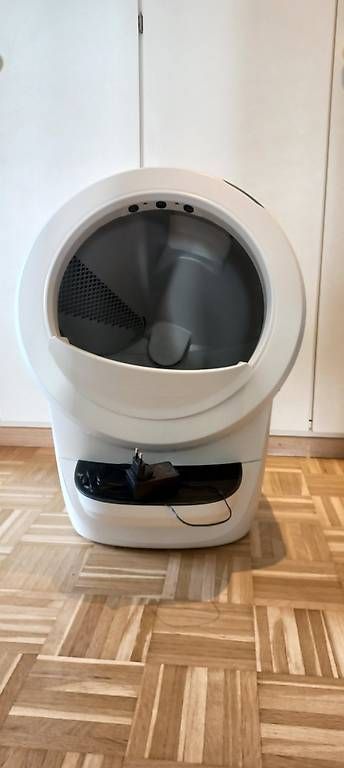 WC: Litter robot 4 sans accessoires – D'occasion à Ecublens VD par tur_79m6 2