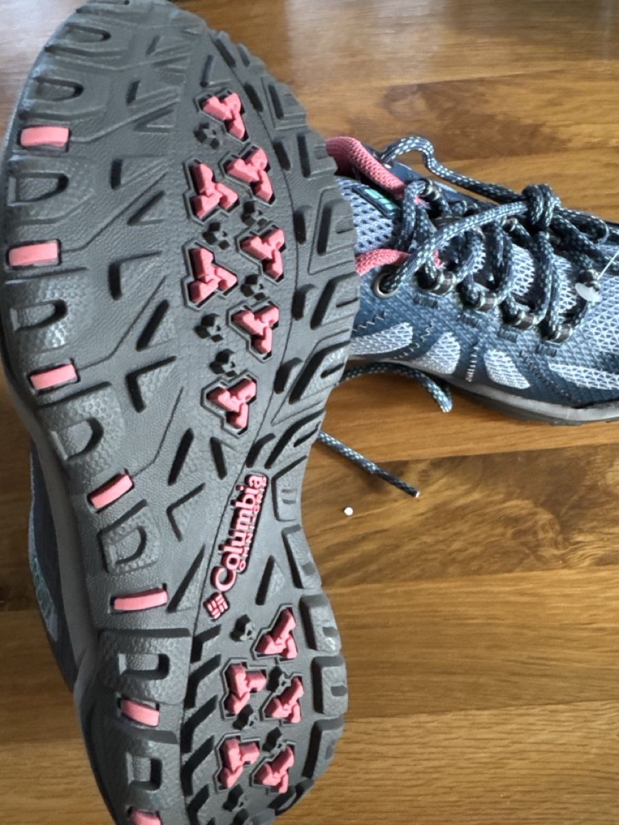 Columbia Scarpe per ragazze: Neue Trekkingschuhe von Columbia Gr. 36 – Nuovo (secondo la descrizione) da Frauenkappelen venduto da leola1973 1