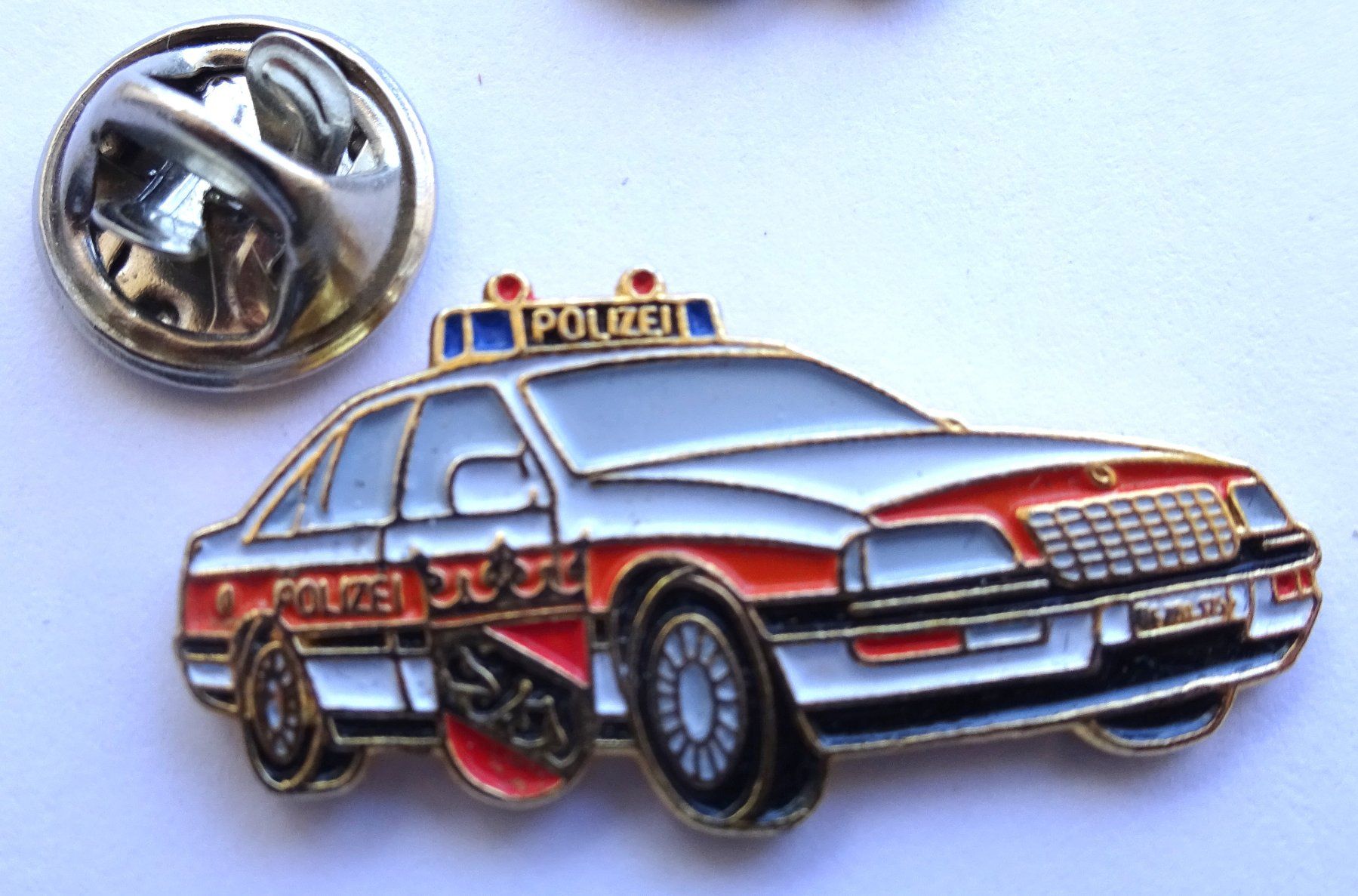 Plaketten & Abzeichen: Pin KP Bern Auto  Polizei – Gebraucht aus Utzenstorf von BUtter81