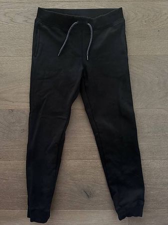 Neue Trainerhose