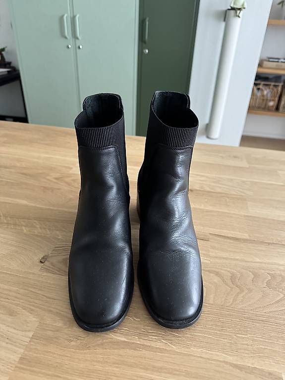 Chaussures femmes: Zign Stiefeletten 38 – D'occasion à Solothurn par Juliasju 1