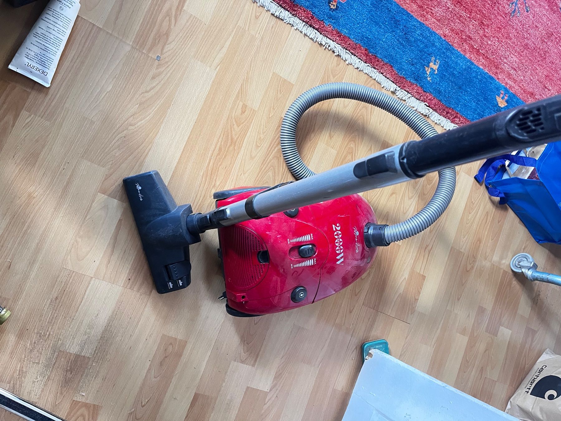 Staubsauger & Zubehör: Staubsauger / Vacuum Cleaner – Gebraucht aus Zürich von ich.biete.alles 1