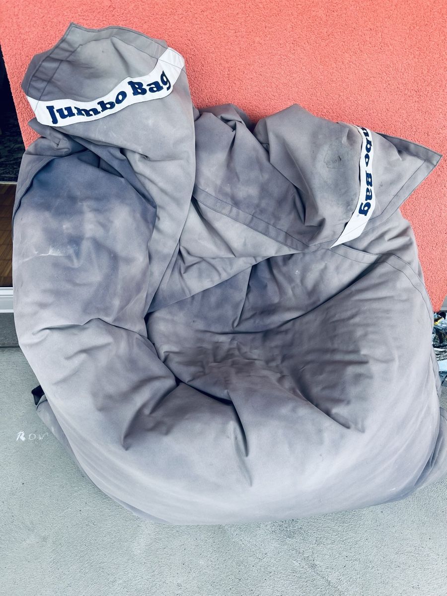 Poltrone: Jumbo Bag Sitzsack Grösse L leichte Gebrauchsspuren – Usato da Bülach venduto da Snip4u