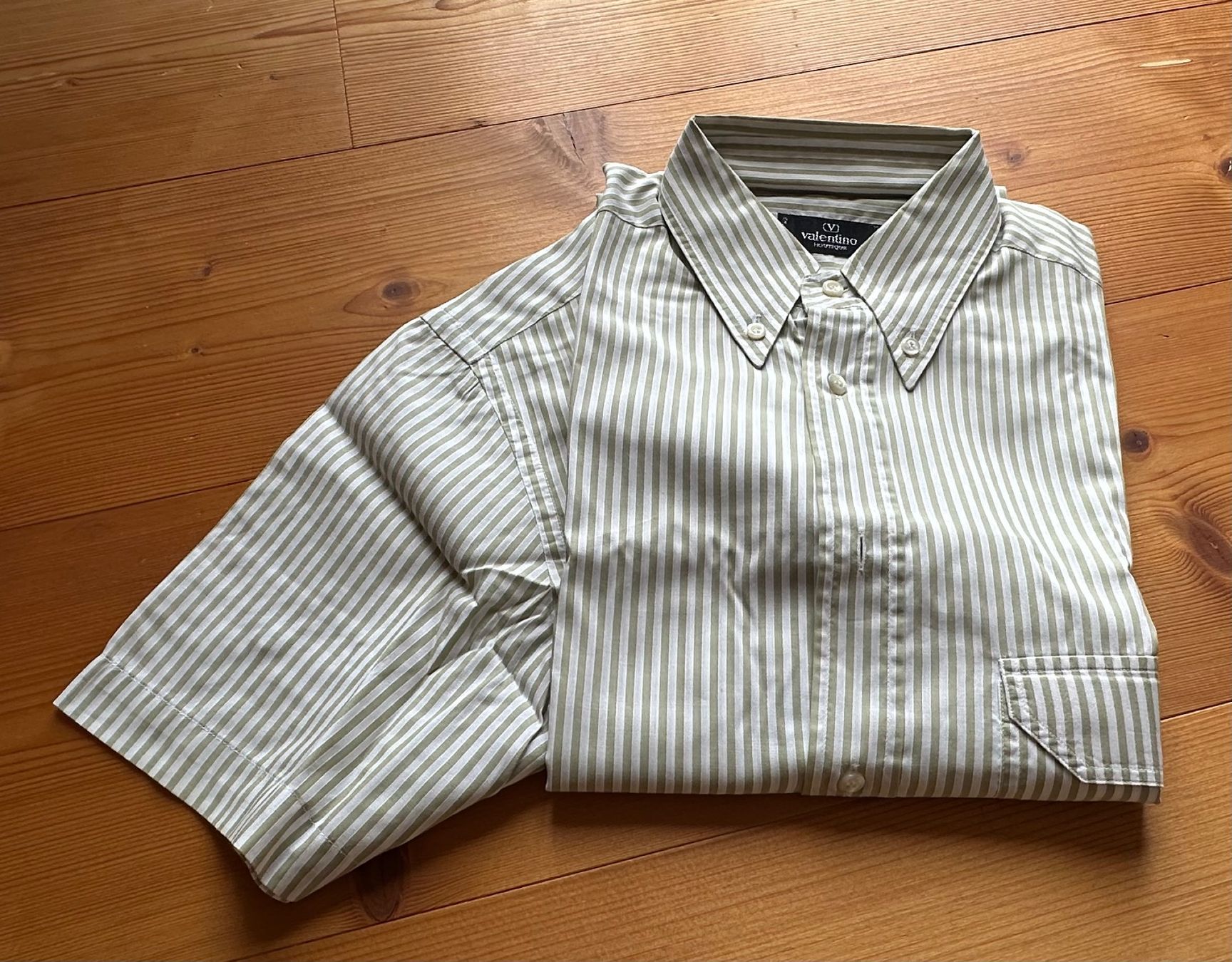 Camicie: Valentino Herren Hemd kurzarm S – Usato da Gersau venduto da Sidharta7 1