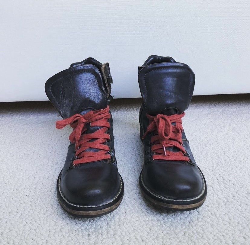 Damenschuhe: Dark brown boots – Gebraucht aus Dallenwil von ZD2019 1