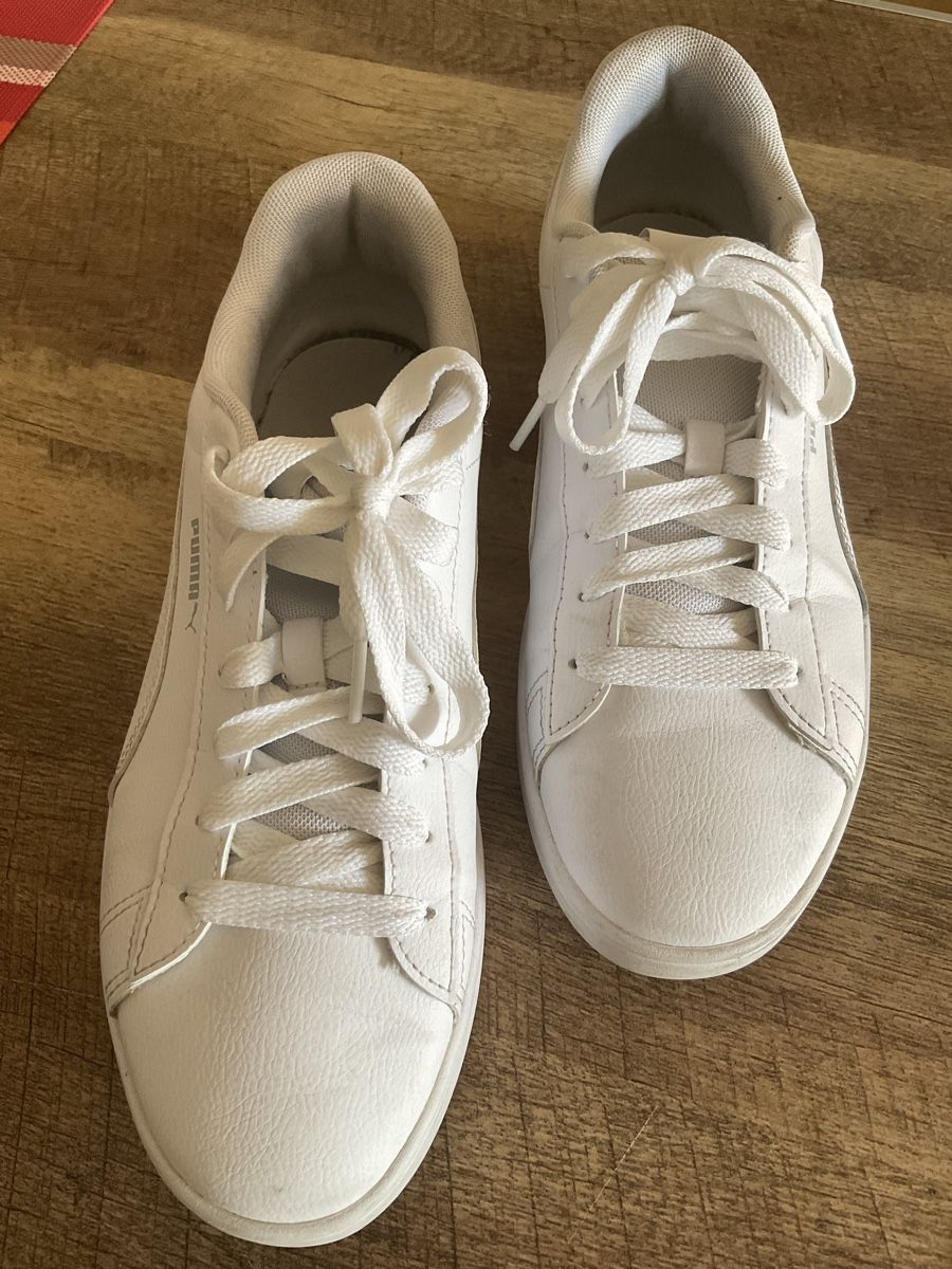 Herrenschuhe: Sneakers Puma Gr. 42 – Gebraucht aus Einsiedeln von rimoco