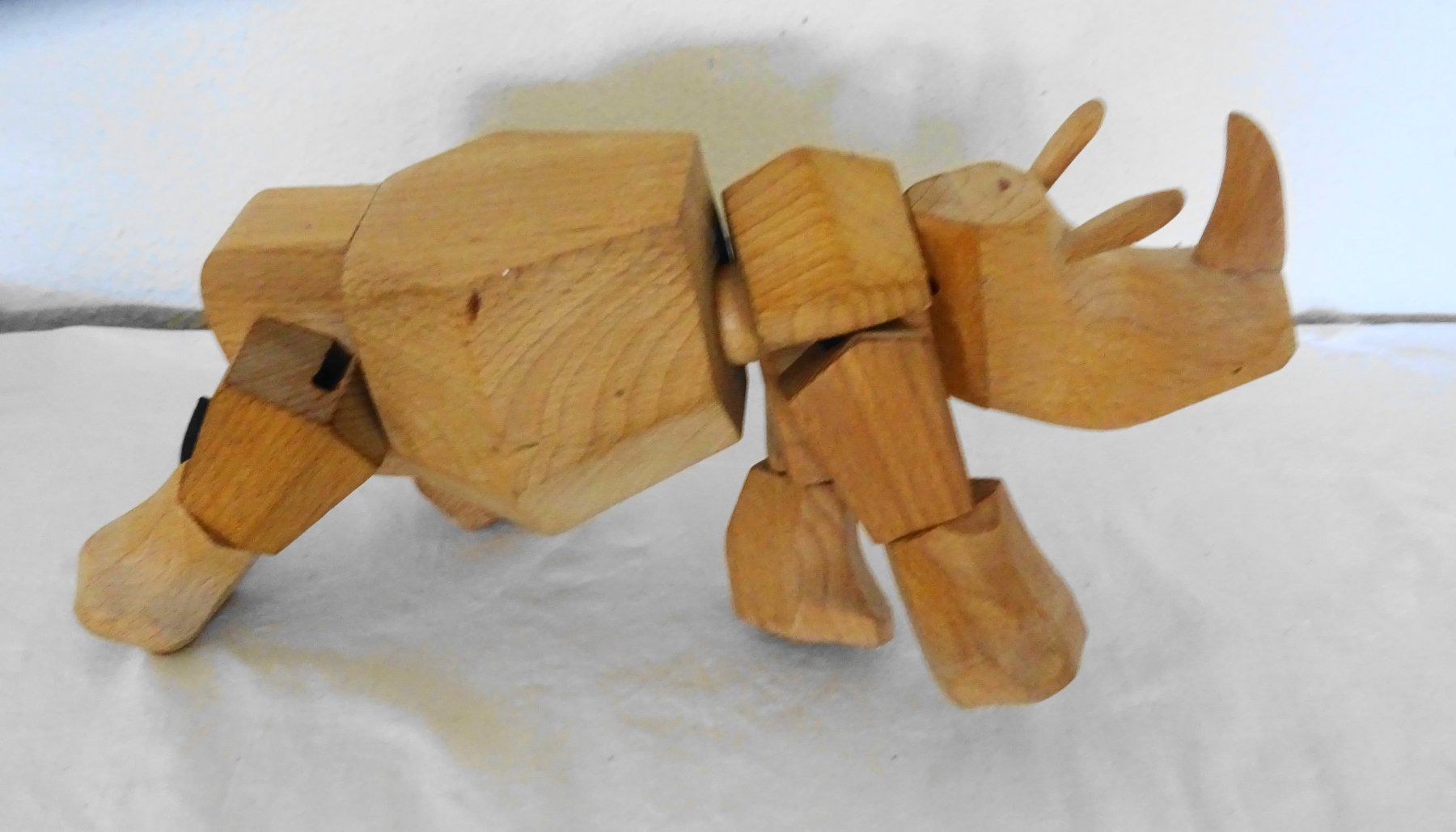 Figuren: Holz Nashorn Figur, David Weeks Studio AREAWare Simus Rhino – Gebraucht aus Zürich von Connie8 3