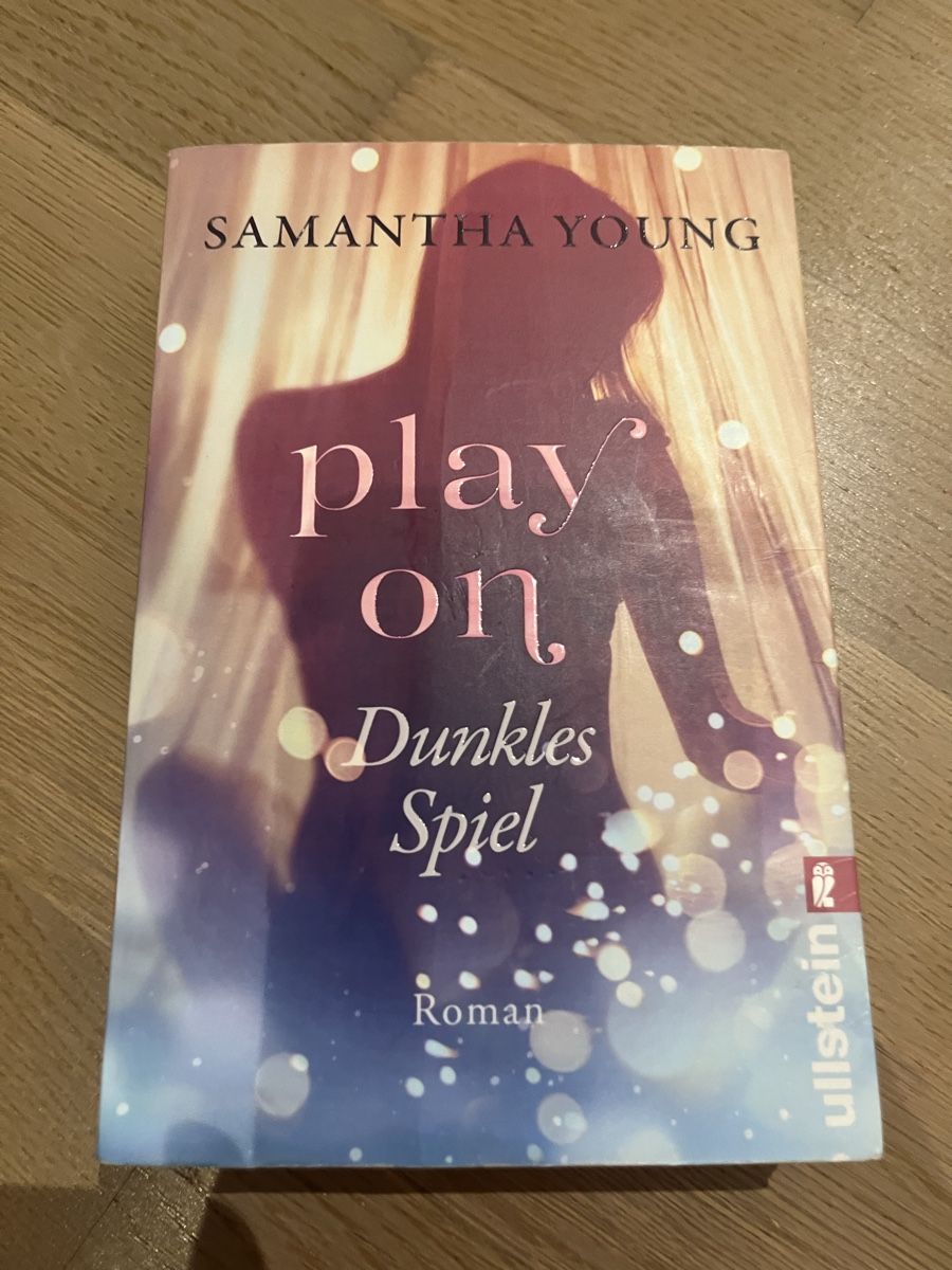 Bücher: Buch "play on Dunkles Spiel" von Samantha Young – Gebraucht aus Dallenwil von vani_lia