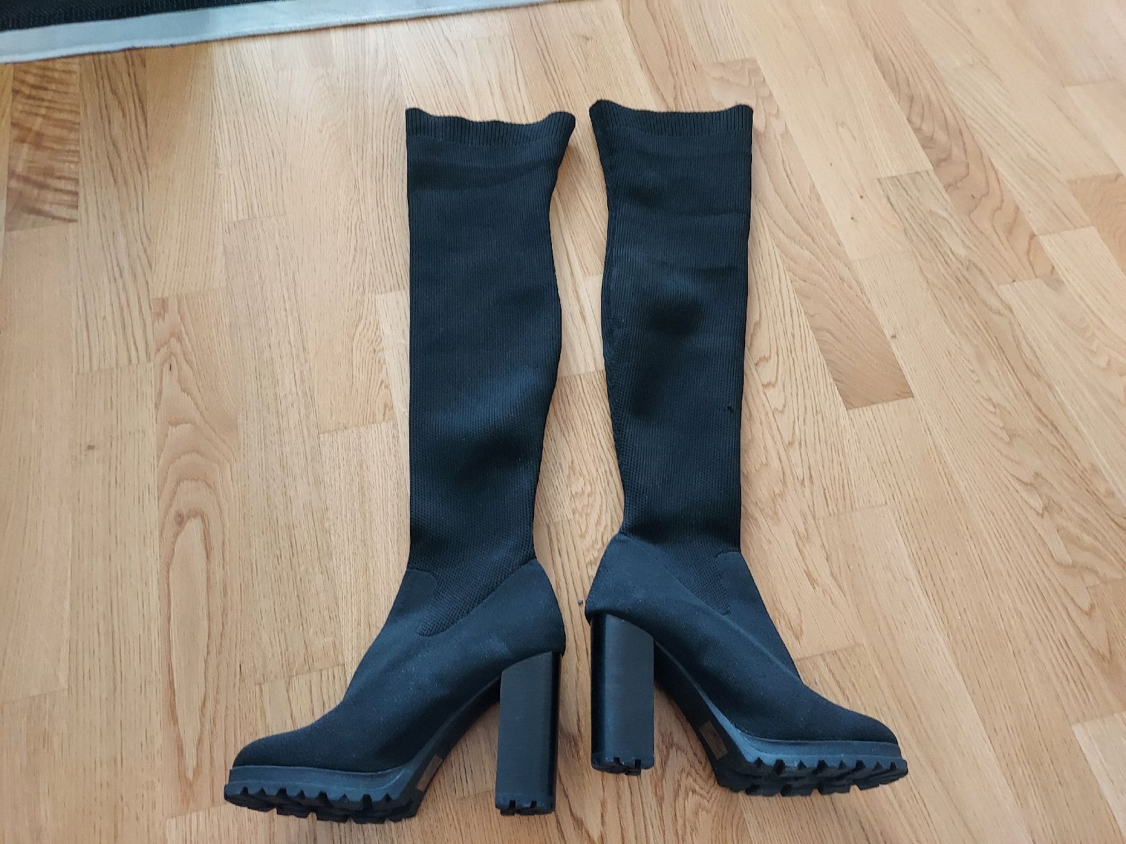 Scarpe da donna: ALDO Overknees – Nuovo (secondo la descrizione) da Glattpark(Opfikon) venduto da Uthyla 1