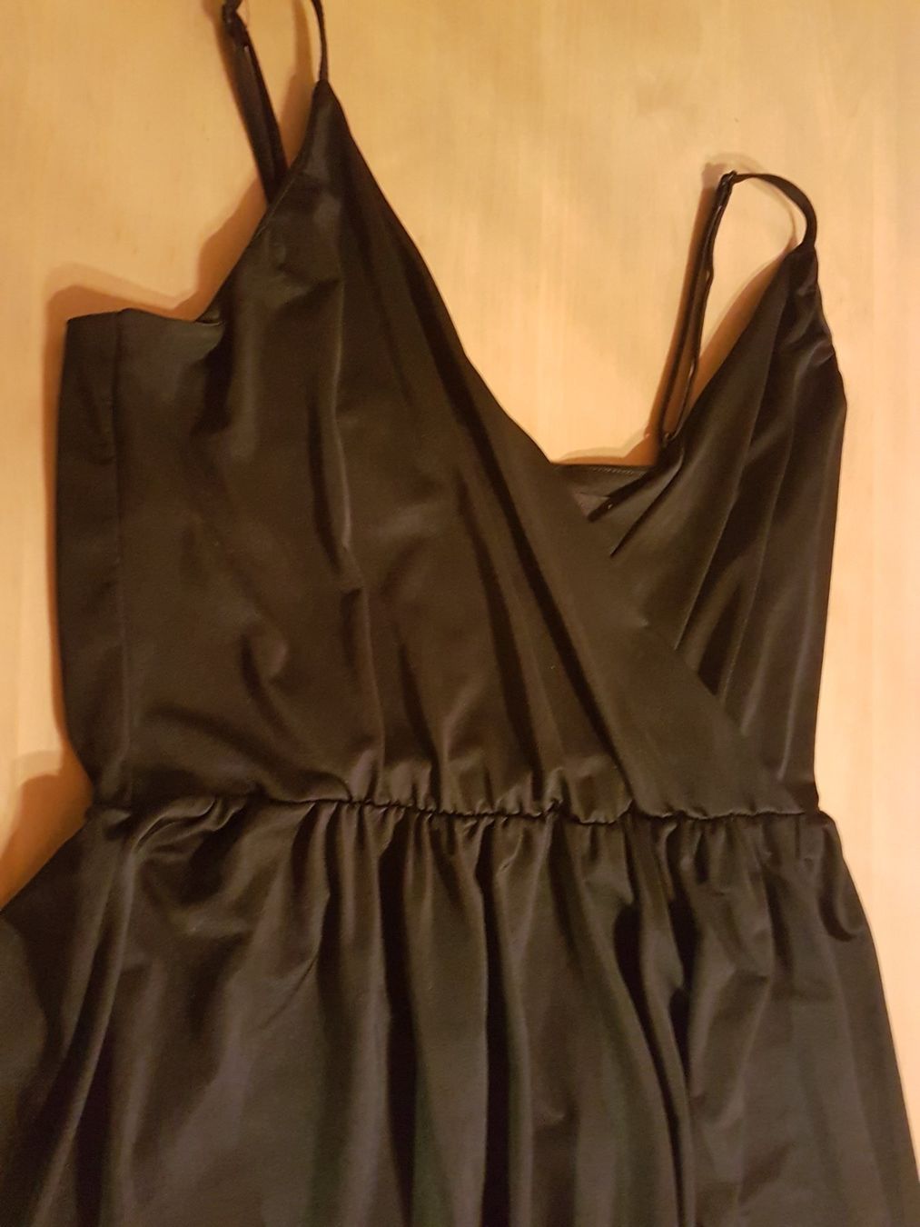 H&M Kleider: Robe taille L marque H&M – Gebraucht aus Villiers von san_jn5w 4