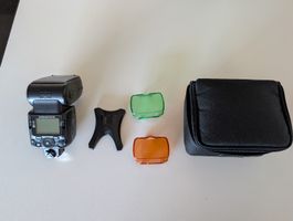Nikon Speedlight SB-700 Blitz mit Zubehör guter Zustand