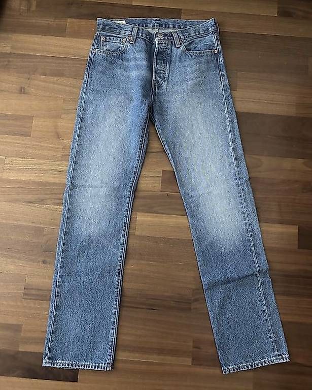 Jeans: Levi's Jeans – Usato da Willisau venduto da lev_f6dx