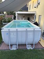 Grosser Intex Pool mit WP