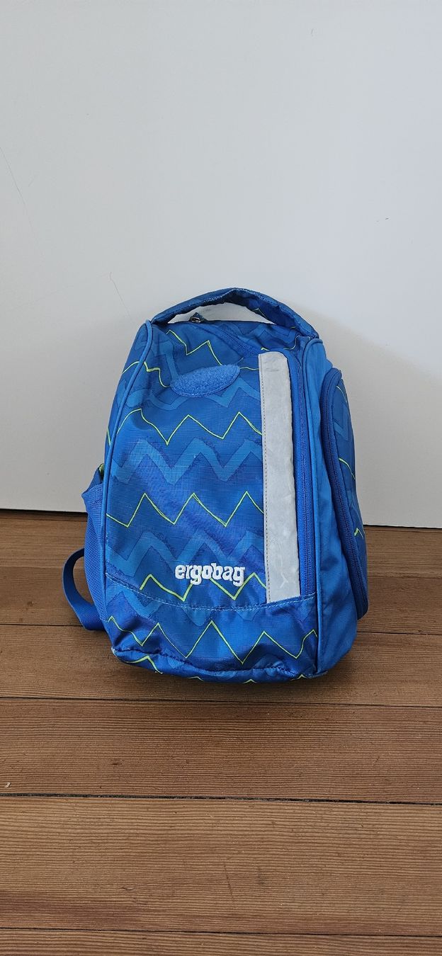 Ergobag Rucksäcke: Ergobag blau mit 2 Sets Kletties – Gebraucht aus Olten von sibi81 3