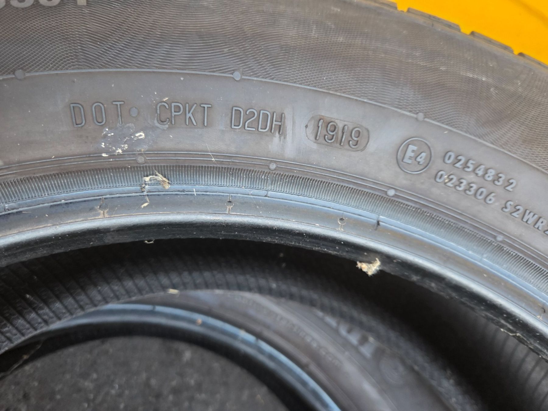 Continental Pneumatici & Ruote complete: 215 / 60 R 17 – Usato da Fischbach-Göslikon venduto da 5620BremgartenAG 3
