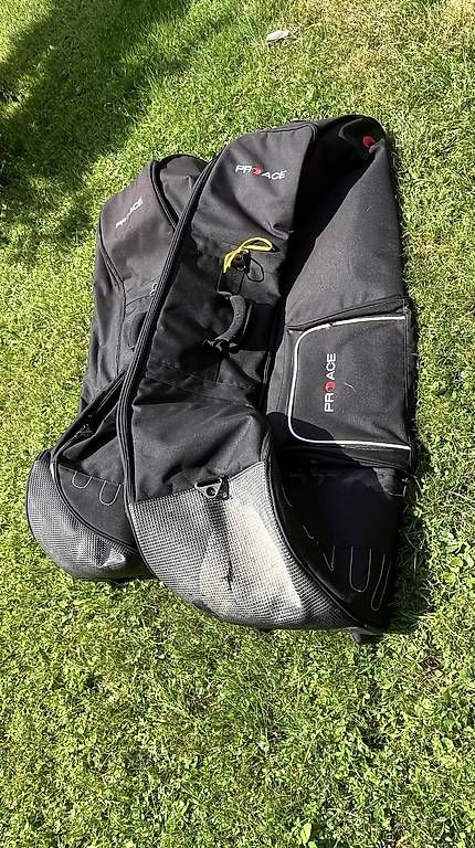 Autres aviation: 2 Golf Reisetasche mit Rollen – D'occasion à Altenrhein par Phaupter 3