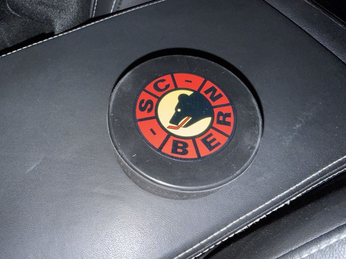Bälle: 2x Eishockey Puck SC Bern Burger King – Neu und originalverpackt aus Altendorf von 1FrankenJohnny 1