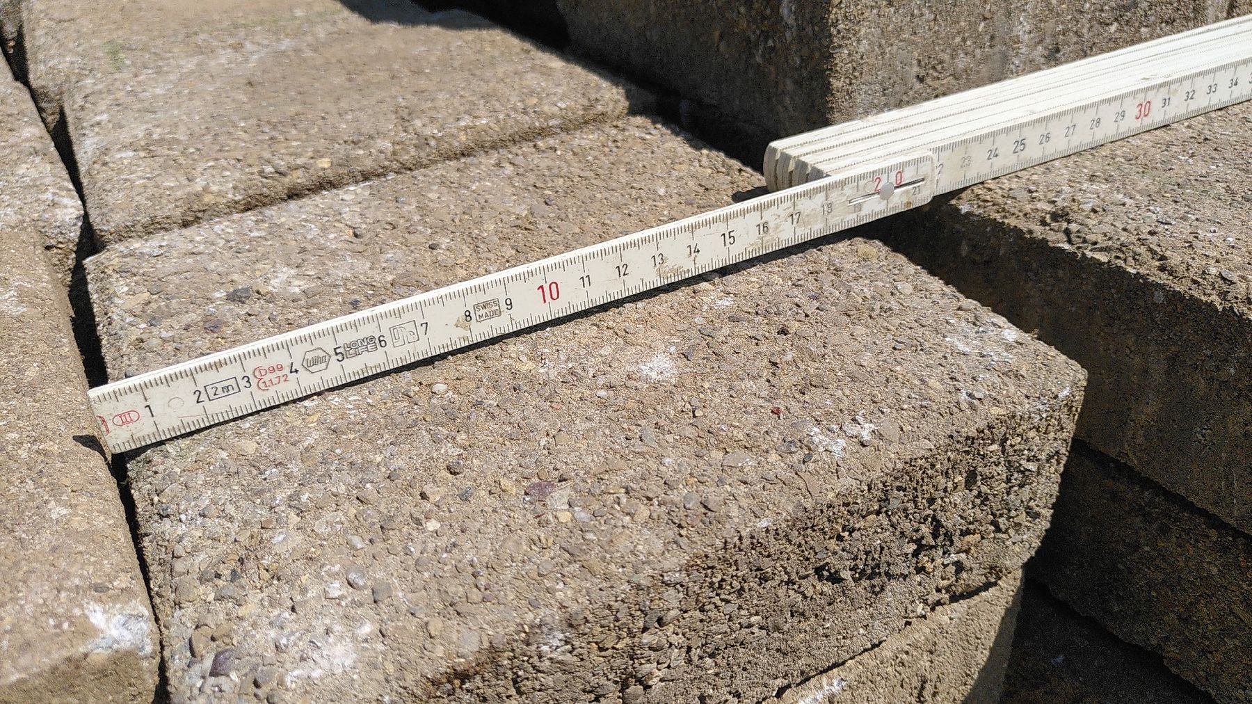 Revêtements de sol: Verbundsteinplatten 20x20cm 32m2 – D'occasion à Wattwil par sib9105 2