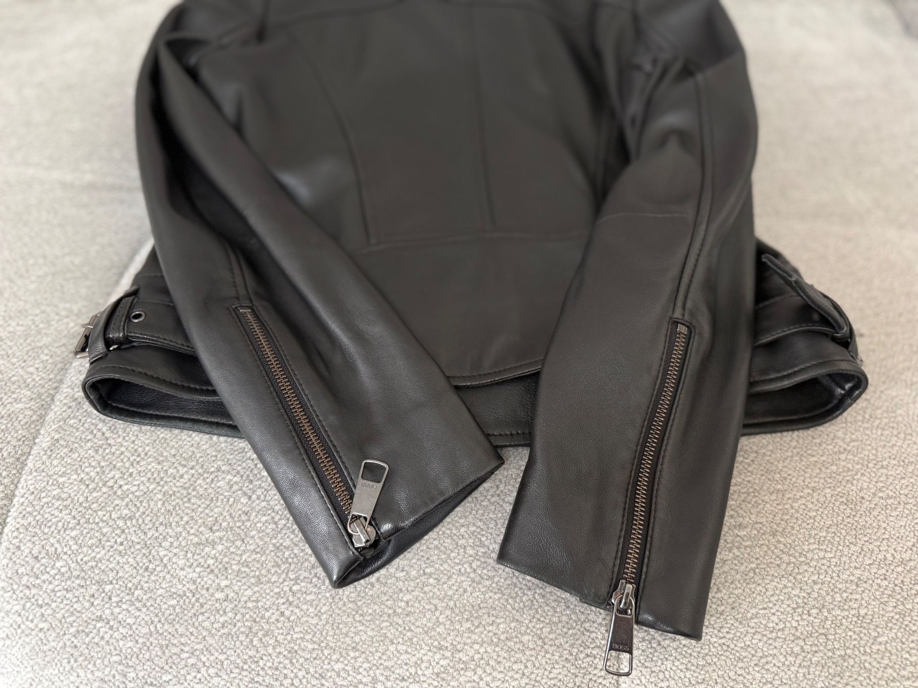 Hugo Boss Giacche: Lederjacke Boss, Gr. 36 (S) – Usato da Uetikon am See venduto da Fraufox1 5