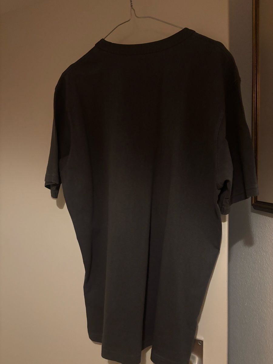 Uniqlo T-shirt: T-shirt Uniqlo noir  – Usato da Chêne-Bougeries venduto da sor_9rzp 2