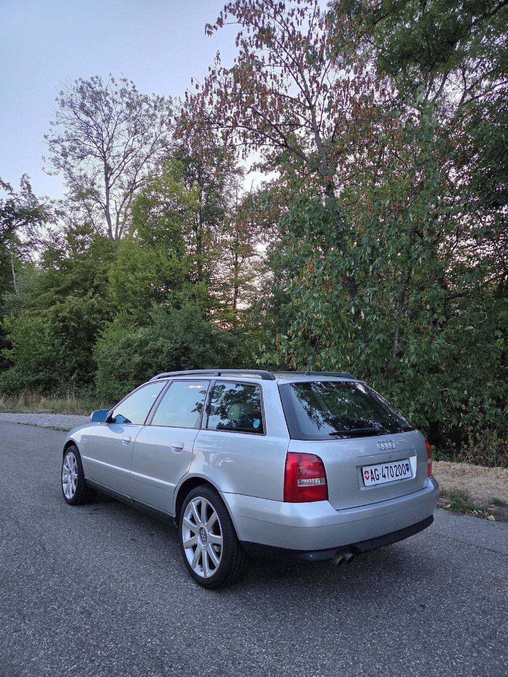 Audi Automobili: Audi A4 2.4 V6 Frisch Ab MFK – Nuovo (secondo la descrizione) da Rümikon AG venduto da Leontin36 1
