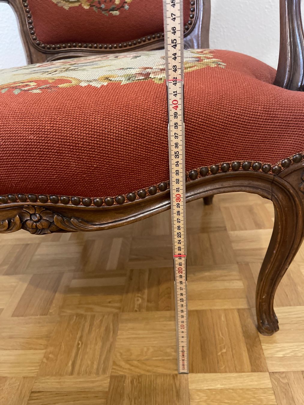 Poltrone: Antiker Sessel mit Rosenmuster – Usato da dietikon venduto da fernando011 8