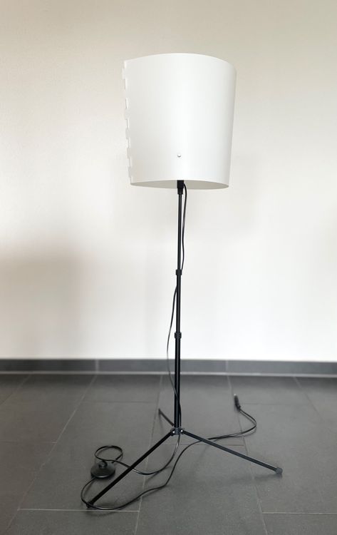IKEA Trogsta Stehlampe Comprare su Ricardo