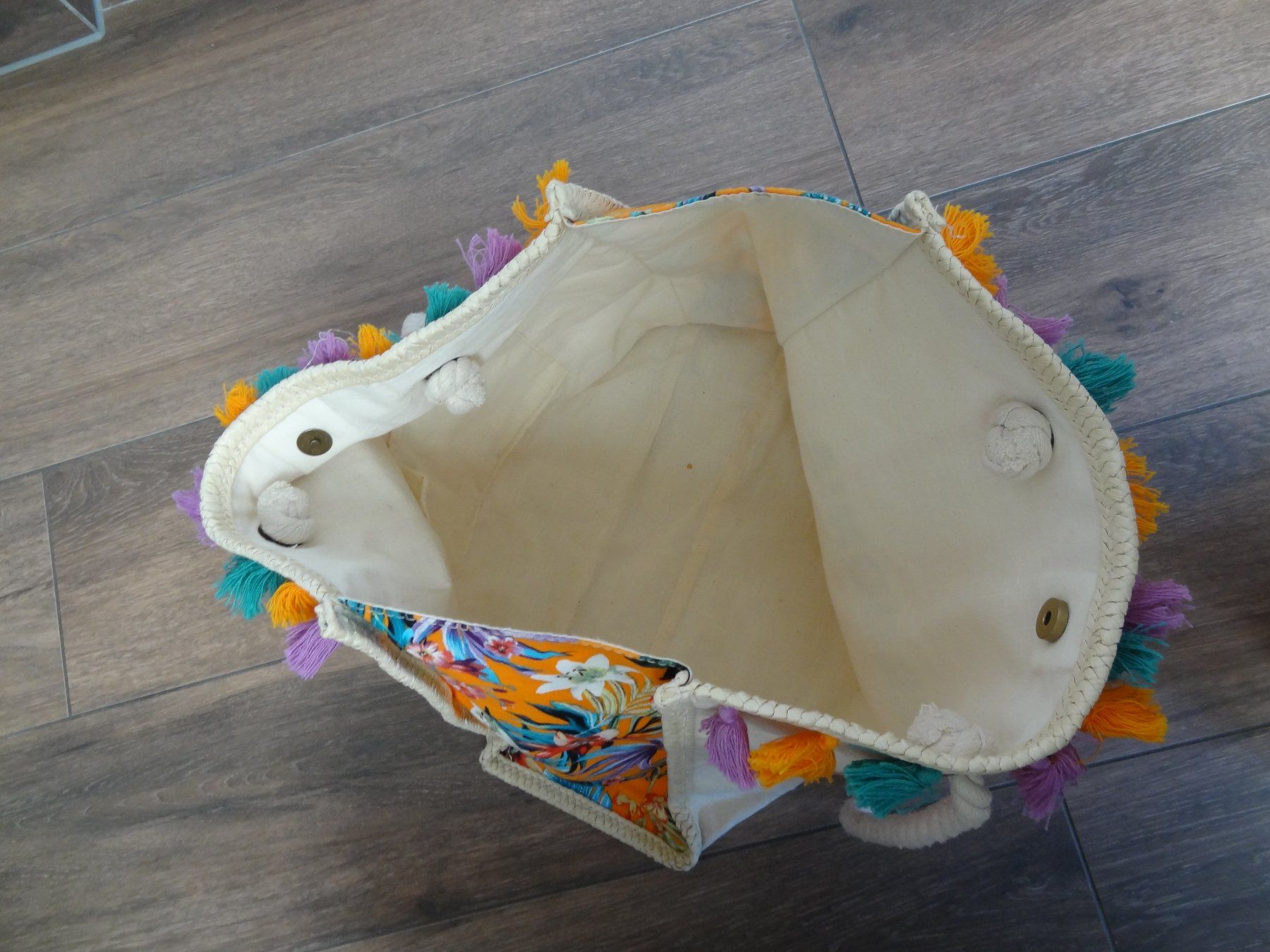 Calzedonia Borse da donna: Sac plage Calzedonia, rayé orange et blanc, fleurs – Usato da Satigny venduto da salvatore73 4