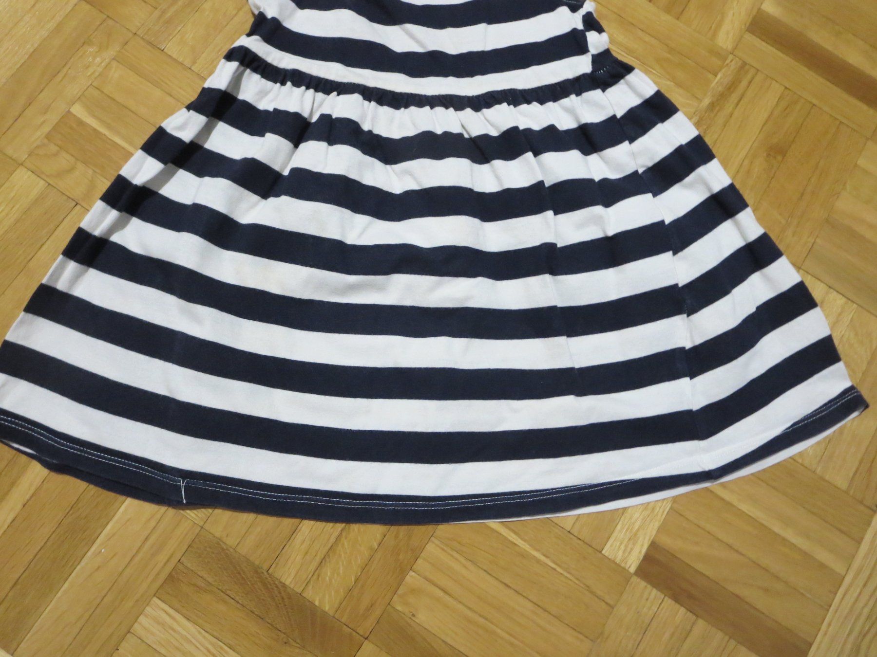 H&M Vestiti & Gonne: Mädchen Kleid /Gr. 96/104 – Usato da Wallisellen venduto da Arvenstube 2