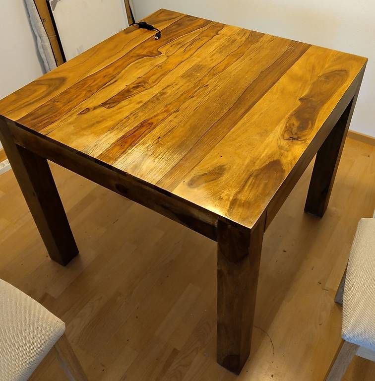 Tavoli: Tisch 90x90 Echtholz asiatisch – Usato da Kriens venduto da Andi_73