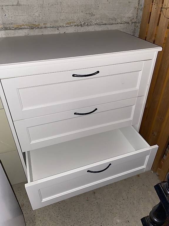Commodes: COMODE – D'occasion à Renens VD par isi_5d8q 1
