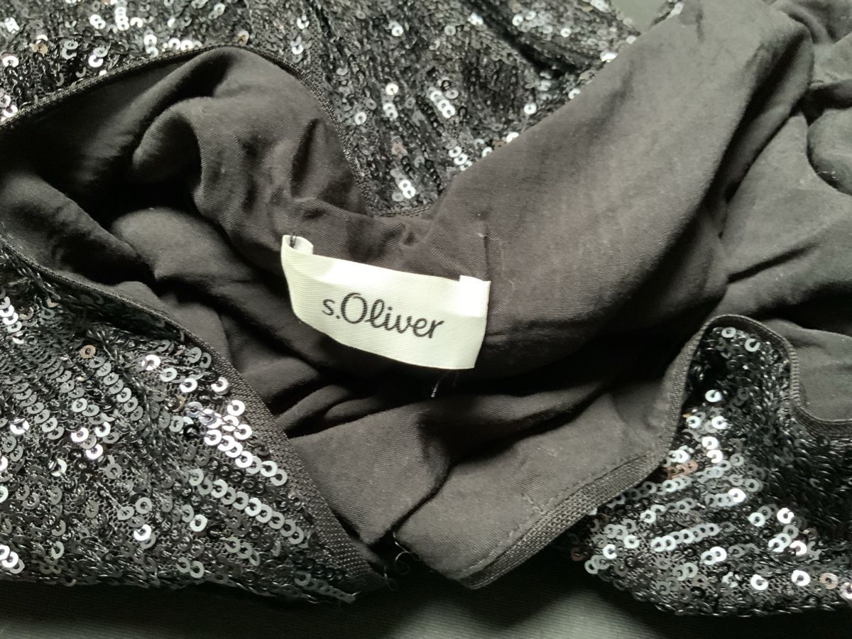 Lotti di vestiti: Kleiderpacket Damen M schwarz – Usato da Widnau venduto da Como2006 3