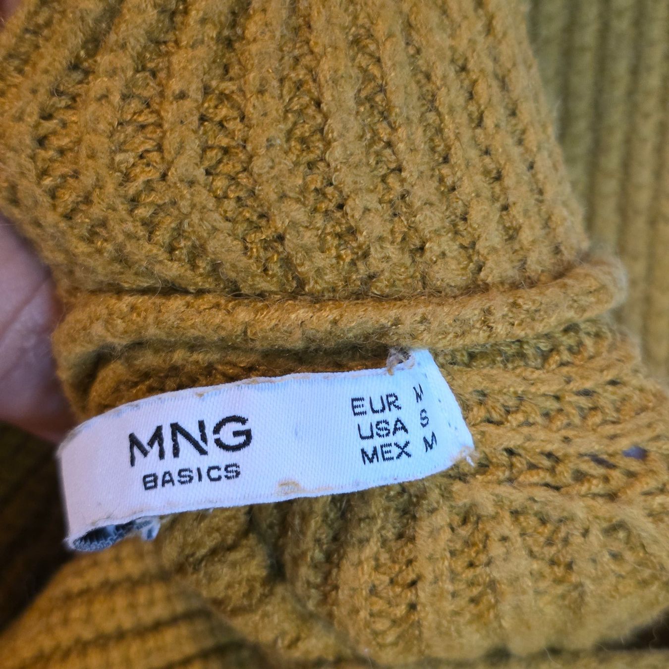 Mango Maglioni & Felpe: Mango asymmetrischer Pullover Ocker M – Usato da Wald ZH venduto da CapLux 3