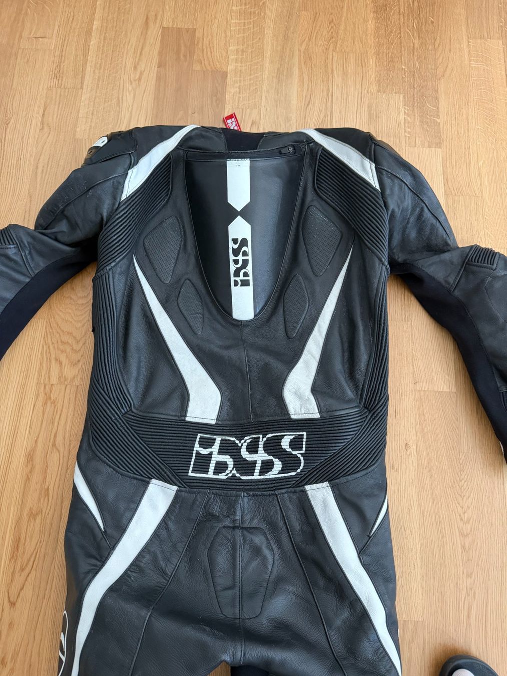 IXS Giacche: Motorrad Lederkombi Einteiler schwarz iXS – Usato da Dübendorf venduto da tha_57ql 4